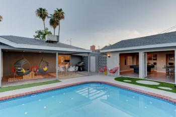 Las Vegas Luxury Modern Estate